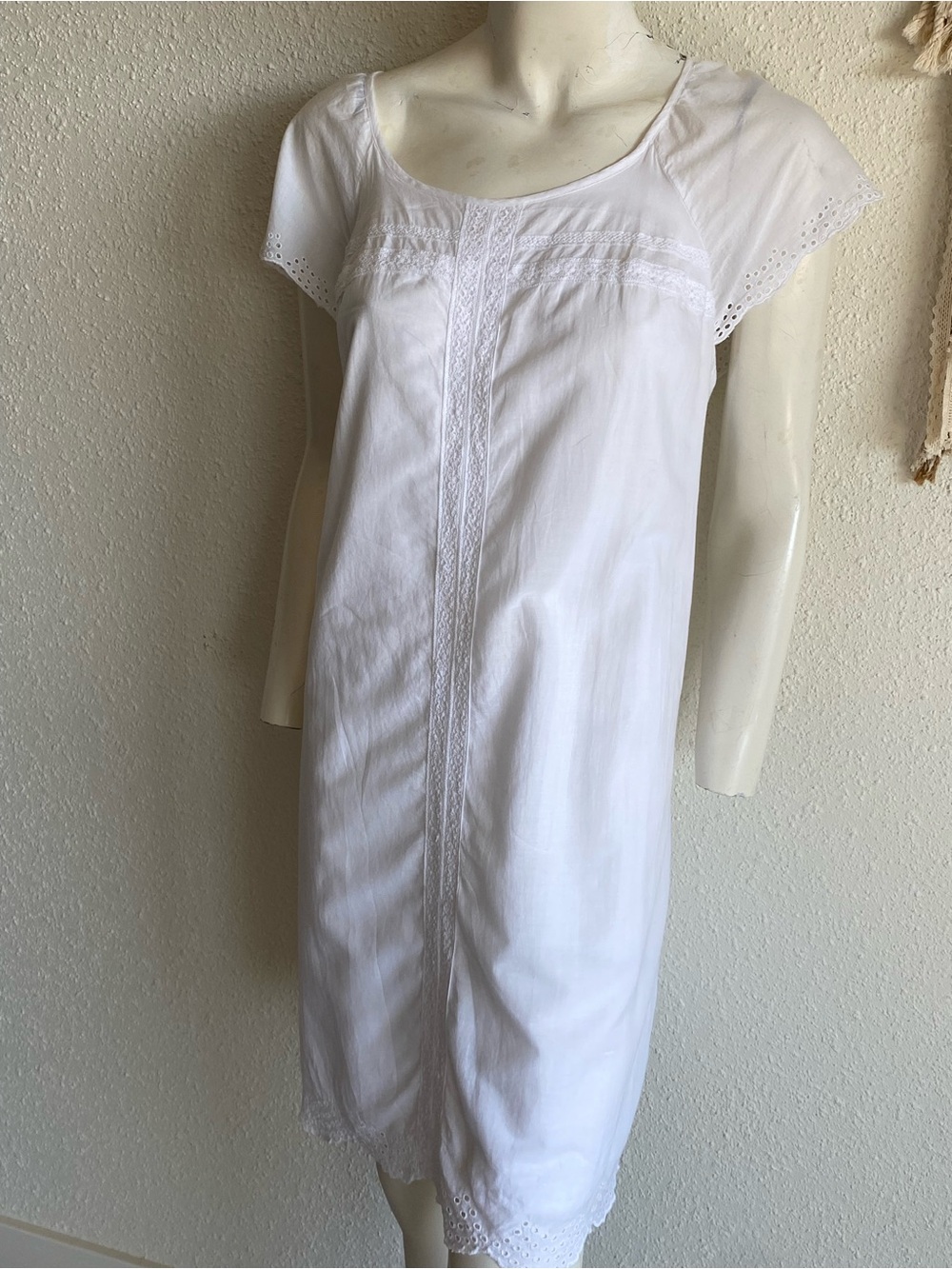 Old Navy 100% Cotton White Eyelet Embroidered Intimate Wear L - Picture 3 of 10